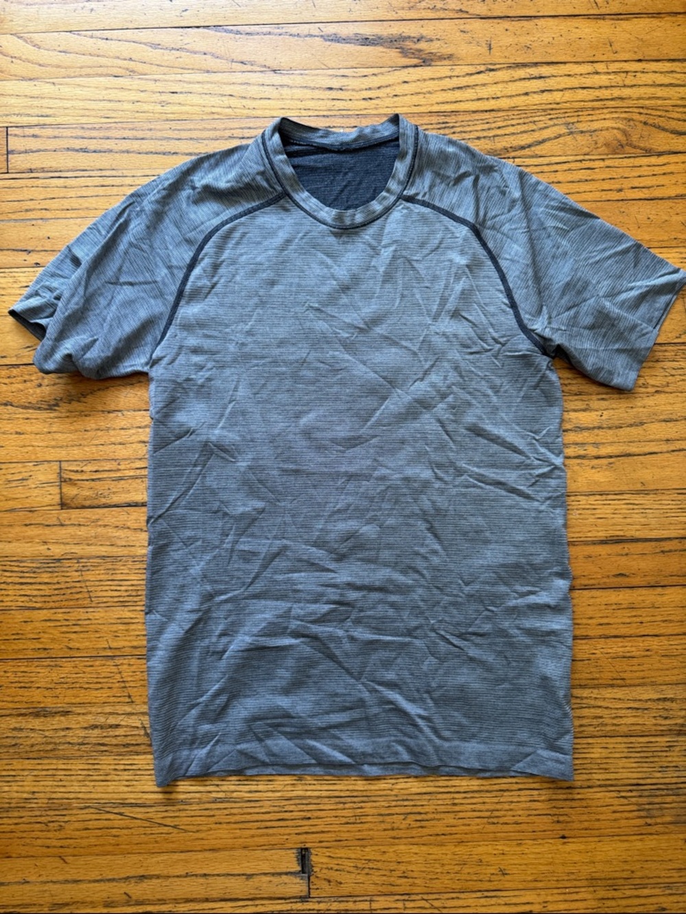 lululemon athletica Men's Short-Sleeve Crew Tee - Heather Gray